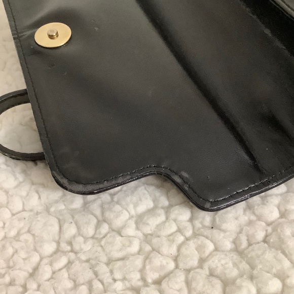 Vintage Michael Rome Patent Leather Handbag with Gold Accents and Dust Cover - Picture 9 of 12